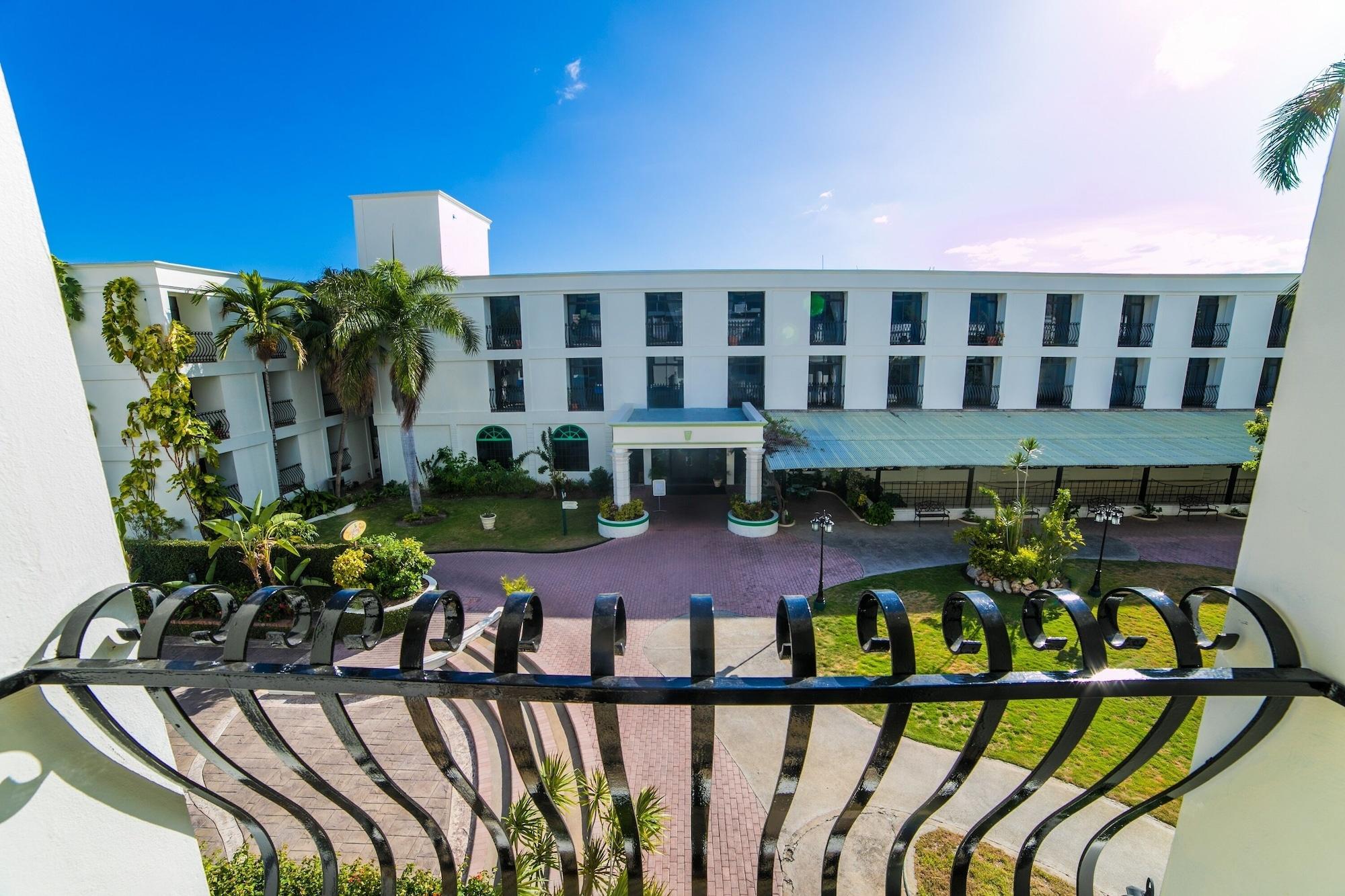 The Knutsford Court Hotel Kingston Exteriér fotografie
